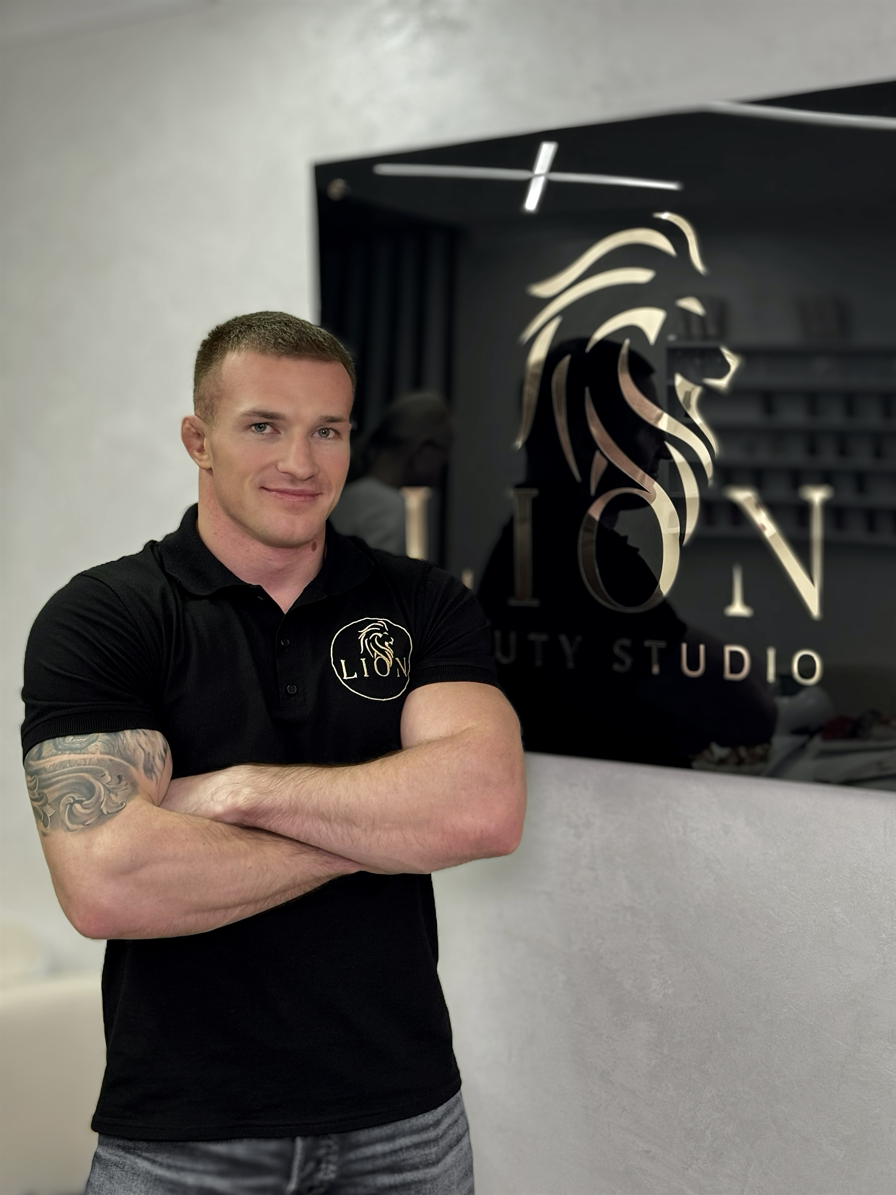 Андрій у студії Lion Beauty